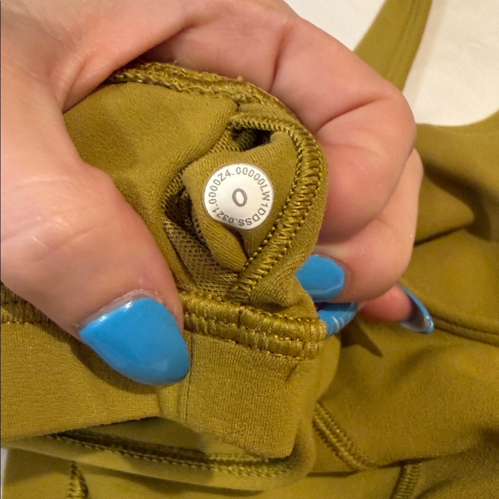 Lululemon Align Tank Auric Gold Olive Green Size 0 Excellent Condition - Picture 3 of 3
